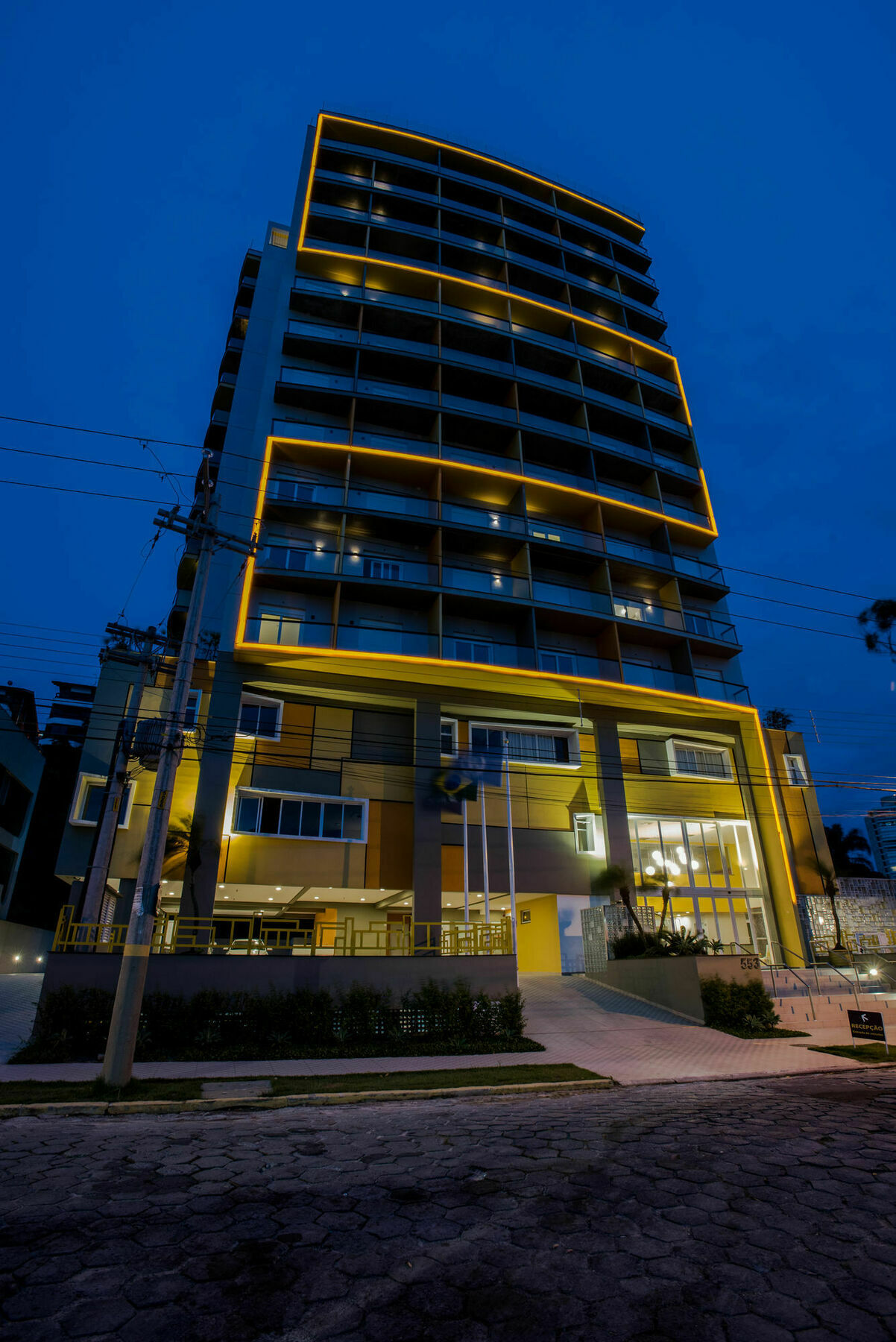 Nobile Hotel Гуаружа Екстер'єр фото